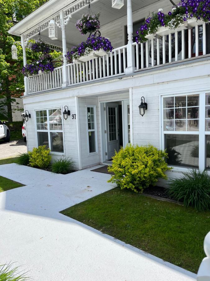 Sweet Home Des Suites North Hatley Dış mekan fotoğraf